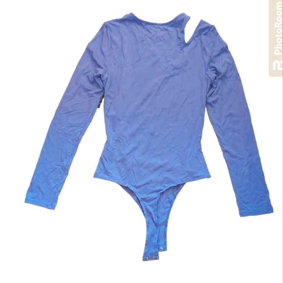 Astr the label shoulder  cut off bodysuit nwt size L purple color - Picture 8 of 8